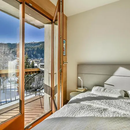 Apartment T2 + Cabine, Proche Pistes Et Centre, Balcon, Cheminee, Wifi, Parking, 4-5 Pers.